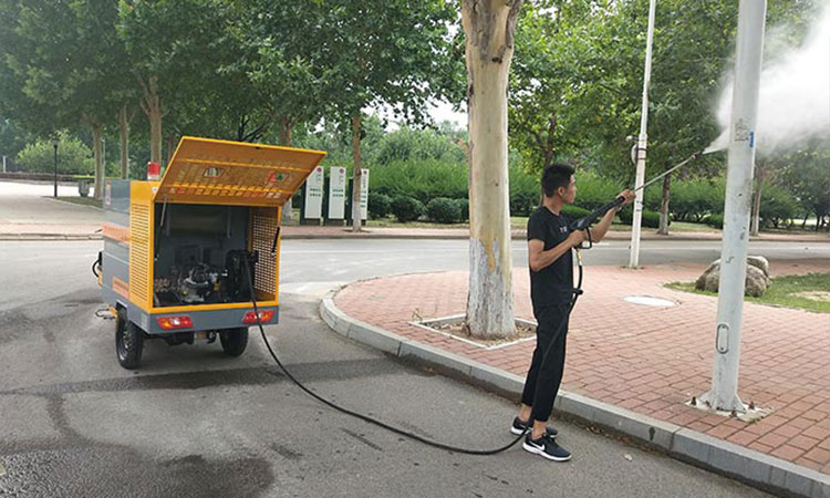 多功能高壓沖洗車BY-C2815產(chǎn)品圖片應(yīng)用及特點(diǎn)