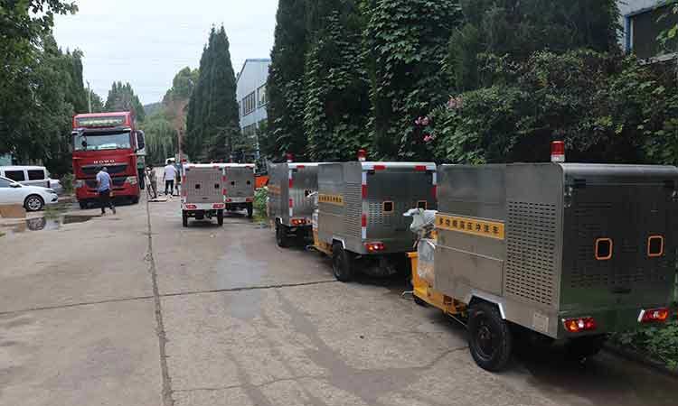 三輪高壓清洗車(chē)