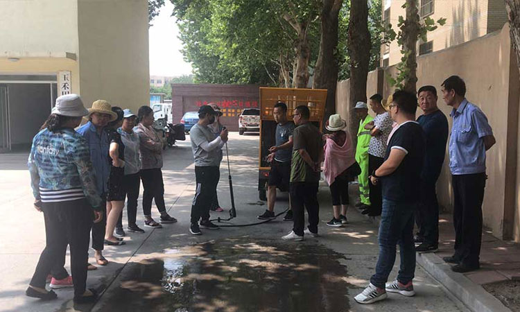 百易長青三輪高壓清洗車有哪些優(yōu)勢(shì)能吸引客戶