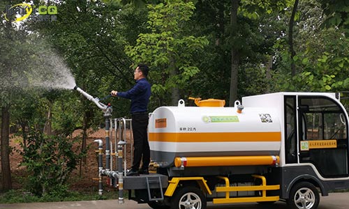 降塵霧炮灑水車適合景區(qū)使用嗎？