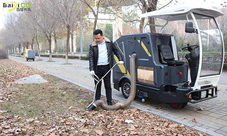 吸樹(shù)葉車(chē)