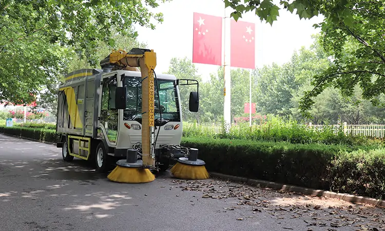 純電動樹葉收集車