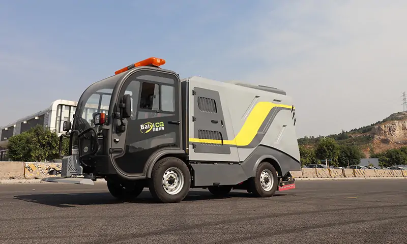 純電動(dòng)深度清潔車(chē)--高壓移動(dòng)清洗盤(pán)+大容量水箱，解決三級(jí)道路衛(wèi)生保潔難題！