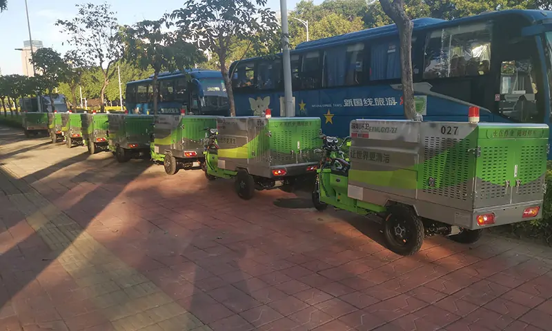 百易多功能小型高壓清洗車抵達(dá)深圳某環(huán)衛(wèi)公司-順利交接，讓世界更清潔！