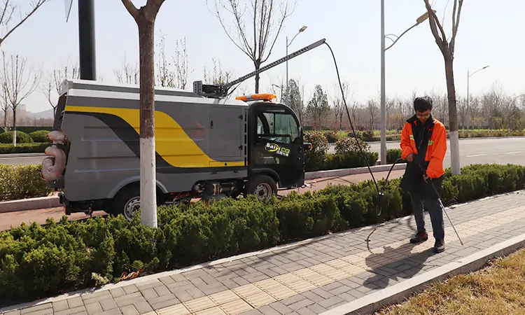 純電動(dòng)洗掃車BY-CS60