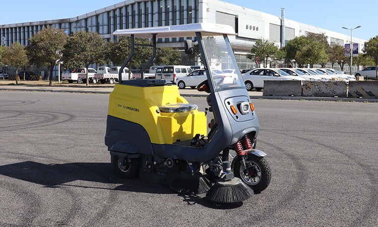 純電動(dòng)清掃車(chē)BY-S13