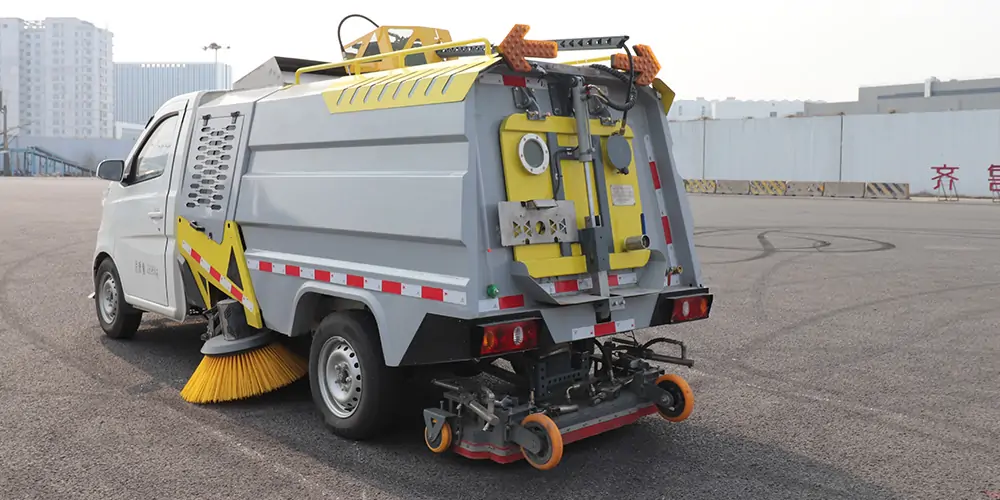 可上牌道路洗掃車_電動洗掃車_環(huán)衛(wèi)洗掃車_小型洗掃車