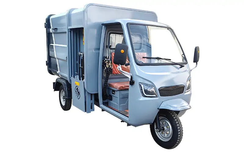 側(cè)裝式垃圾清運(yùn)車(chē)BY-L30