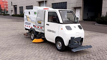 新能源洗掃車(chē)BY-CS2000車(chē)輛底盤(pán)