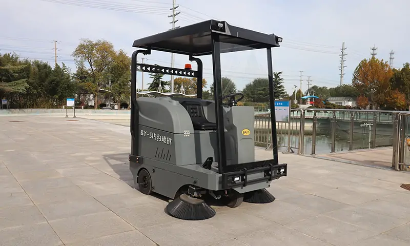 讓清潔更輕松——純電動(dòng)清掃車開啟智能環(huán)衛(wèi)新體驗(yàn)