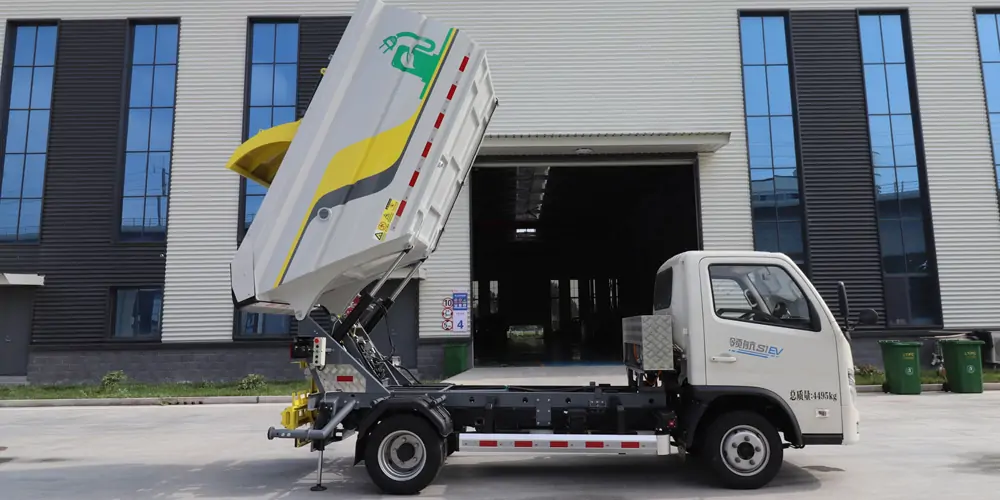 新能源后裝式垃圾車，純電動垃圾車，電動垃圾車，小型垃圾車