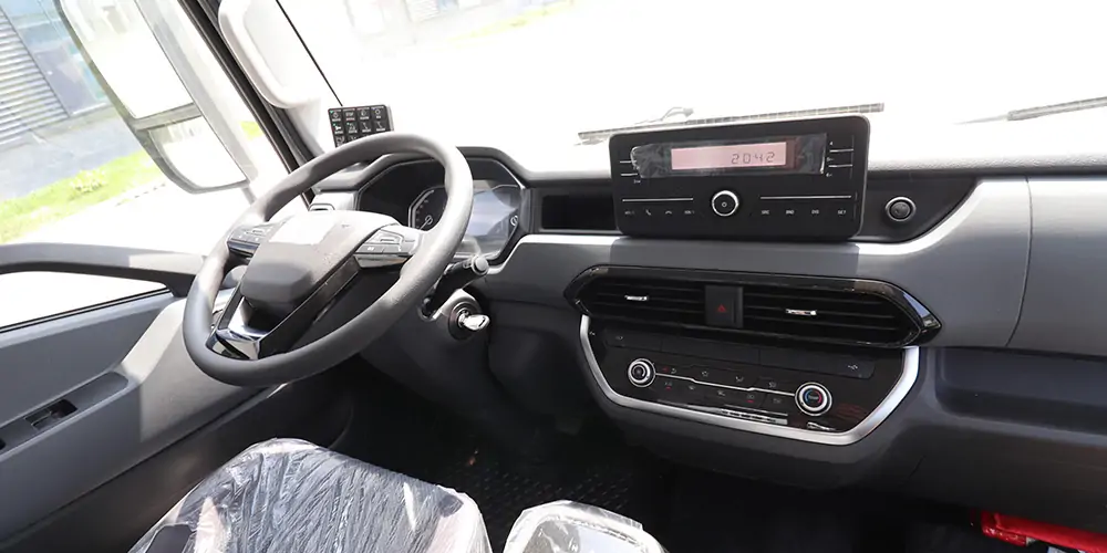 新能源垃圾壓縮車_垃圾壓縮車_純電動(dòng)垃圾車_電動(dòng)垃圾壓縮車