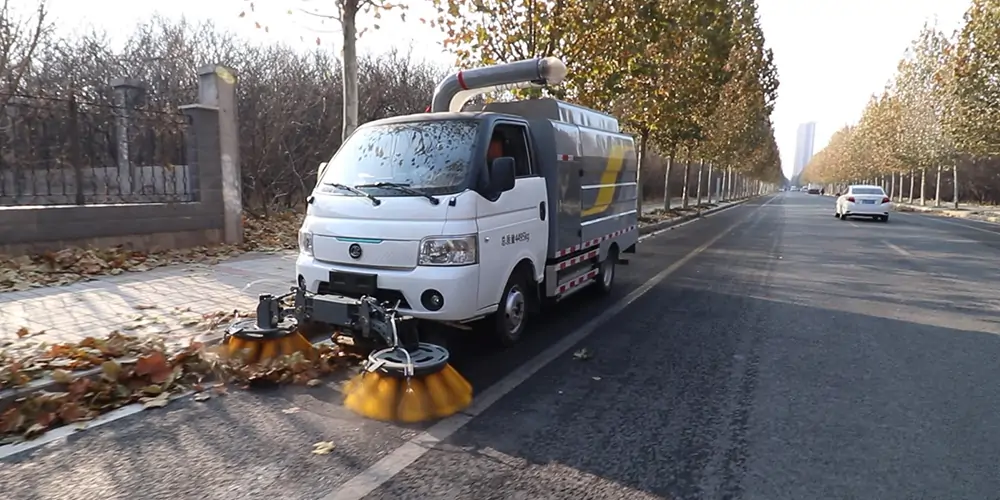 純電動(dòng)樹(shù)葉收集車_樹(shù)葉收集車_電動(dòng)樹(shù)葉收集車